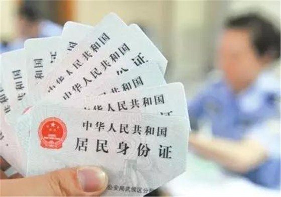 苦命的東莞仔們，下個月起你們到手的工資又減少了！